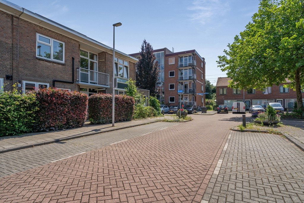 28. Marie Curielaan76, Utrecht.jpg